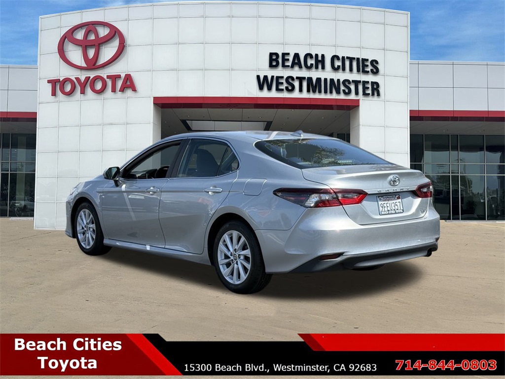 2023 Toyota Camry LE photo 4