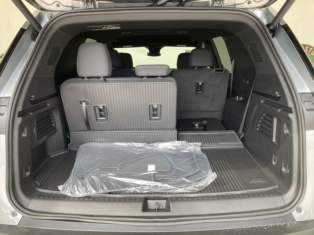 2026 Chevrolet Traverse photo 21