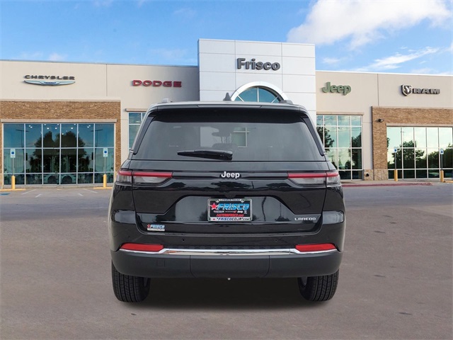 2025 Jeep Grand Cherokee Laredo X photo 2