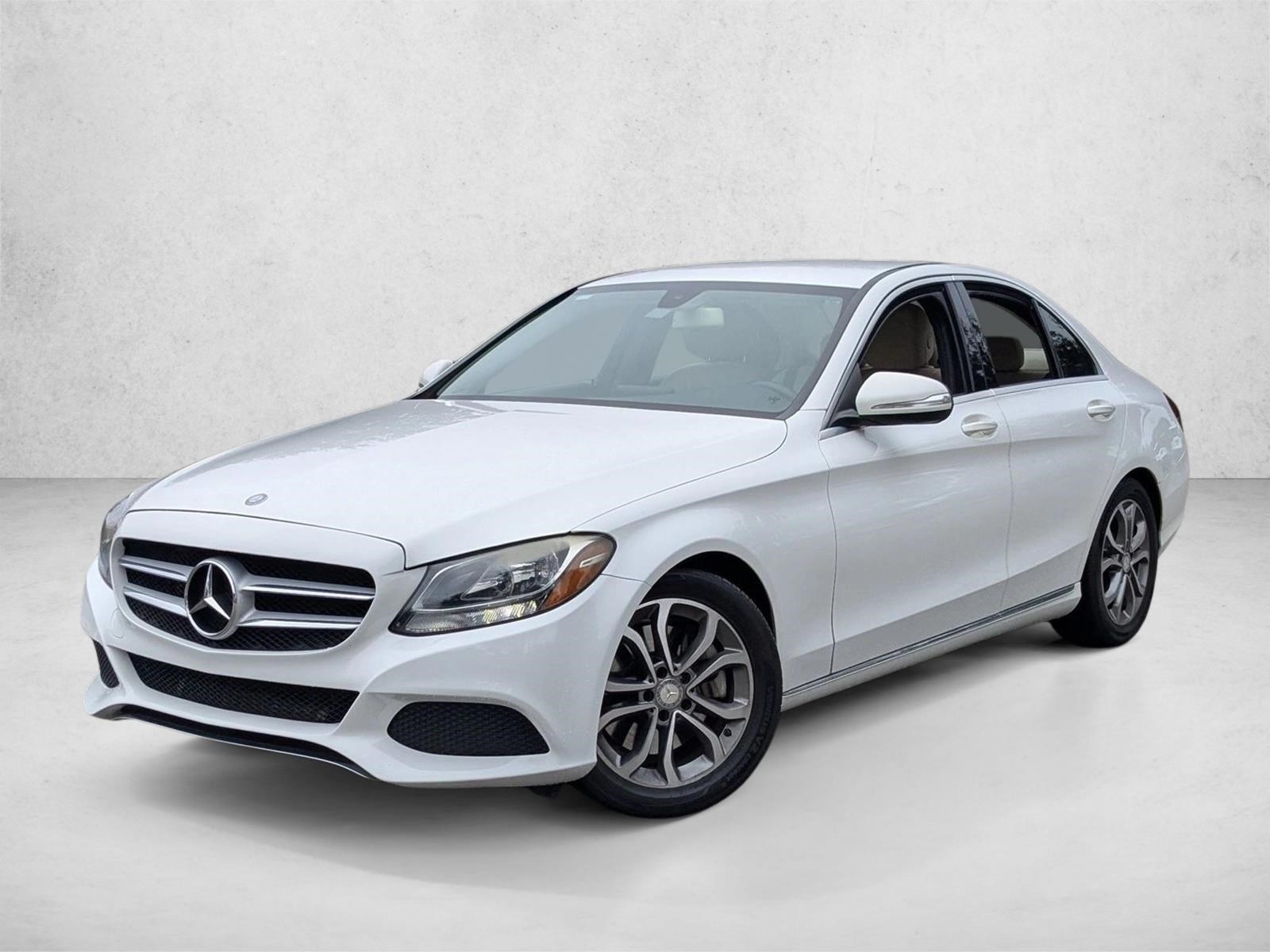 2015 Mercedes-Benz C-Class C300's photo