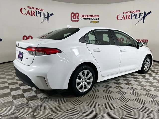 2024 Toyota Corolla LE photo 6