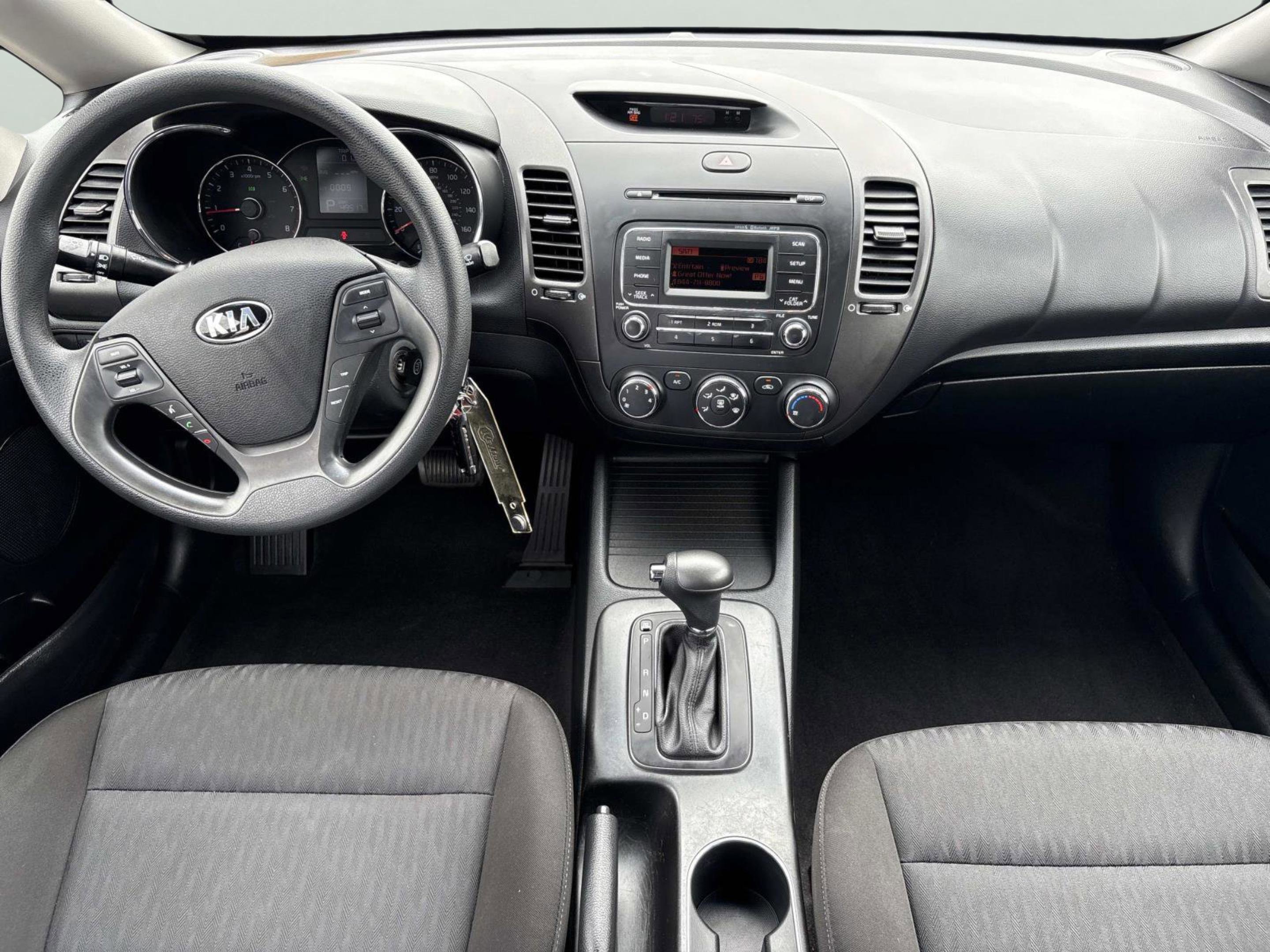 2016 Kia Forte LX photo 12
