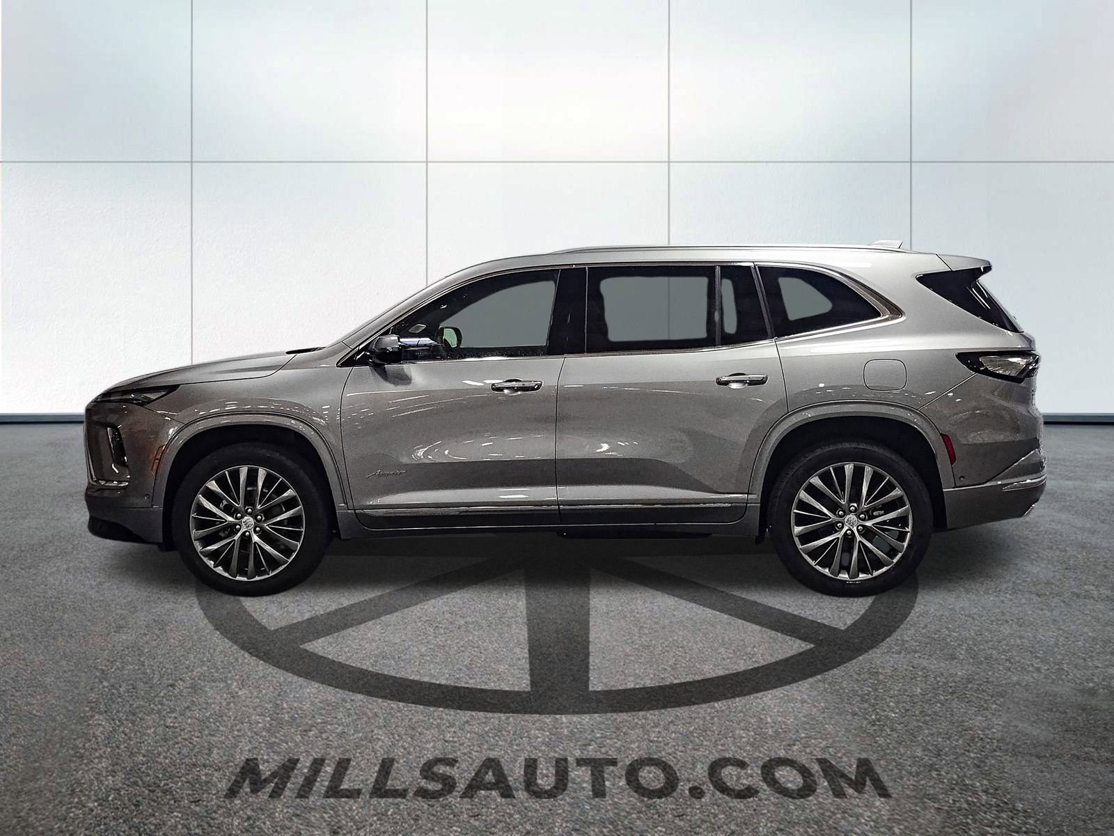 2026 Buick Enclave Avenir photo 2
