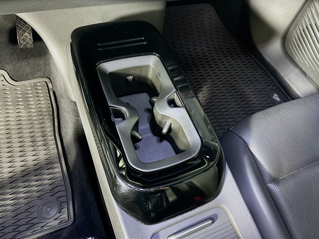 2021 Volkswagen ID.4 Pro S photo 15