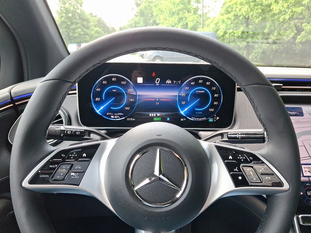 2025 Mercedes Benz 350 4MATIC photo 16