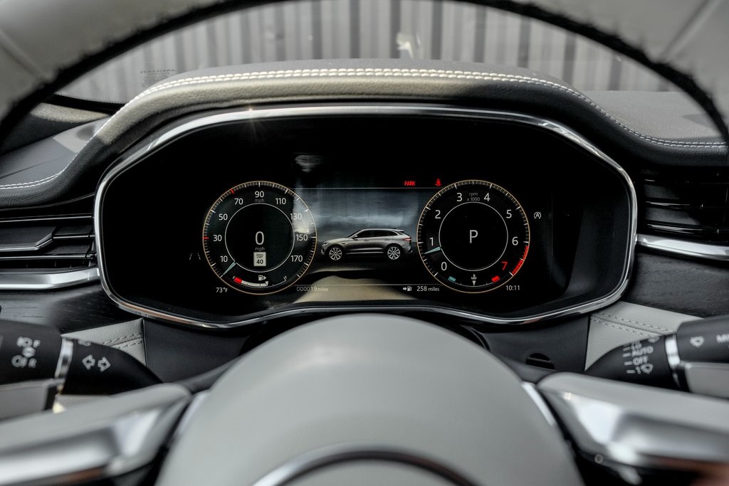 2026 Jaguar F-PACE P250 R-Dynamic S photo 12