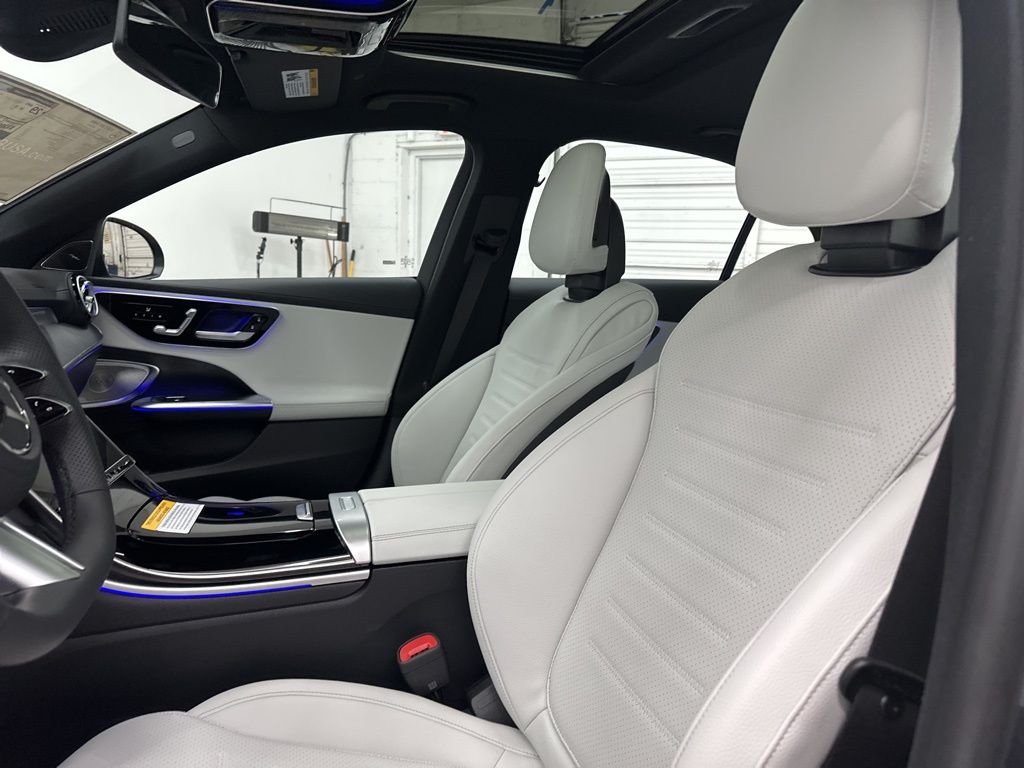 2025 Mercedes Benz C 300 photo 13