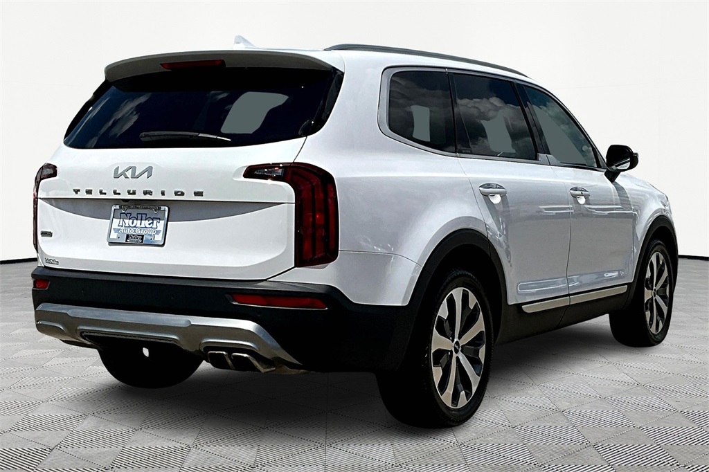 Used 2022 Kia Telluride S with VIN 5XYP6DHC5NG205981 for sale in Kansas City