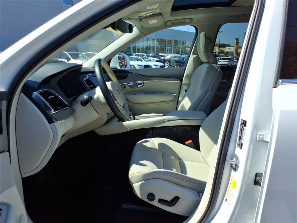 2023 Volvo XC90 Recharge Plus photo 7