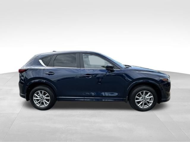 2025 Mazda CX-5 2.5 S Preferred photo 3
