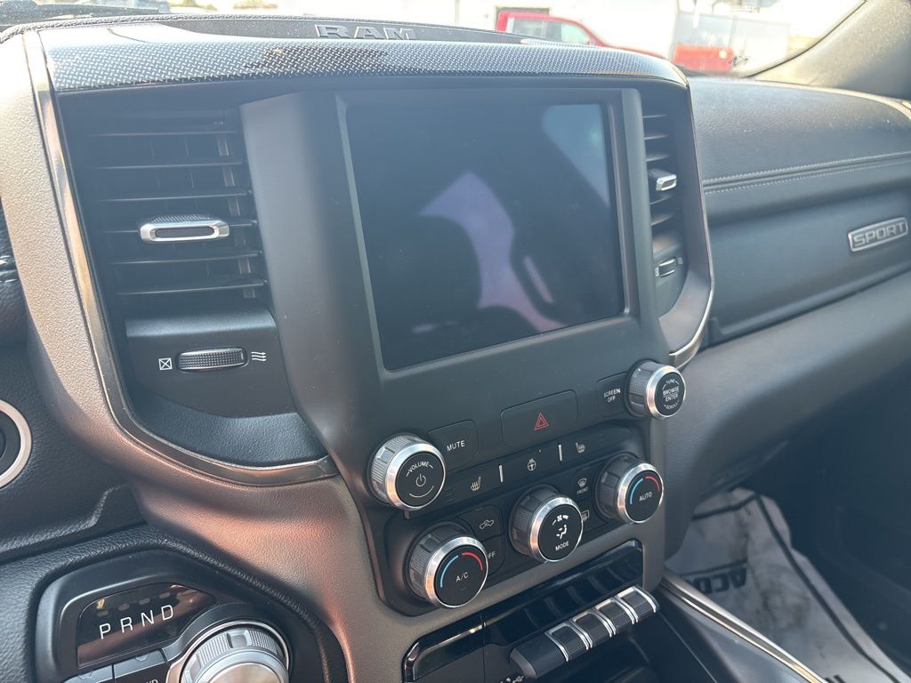 2020 Ram 1500 Rebel photo 12