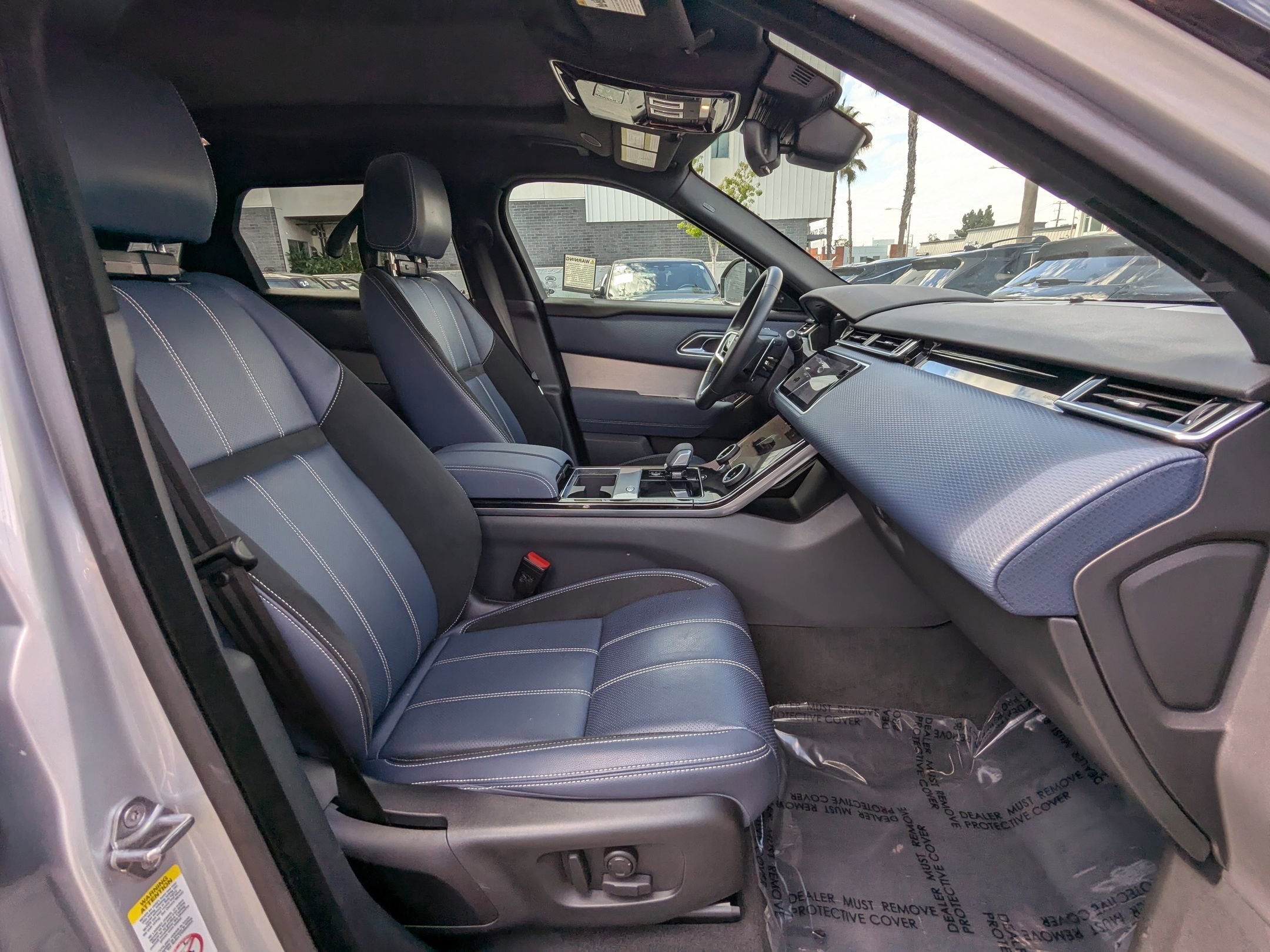 2023 Land Rover Range Rover Velar R-Dynamic S photo 19