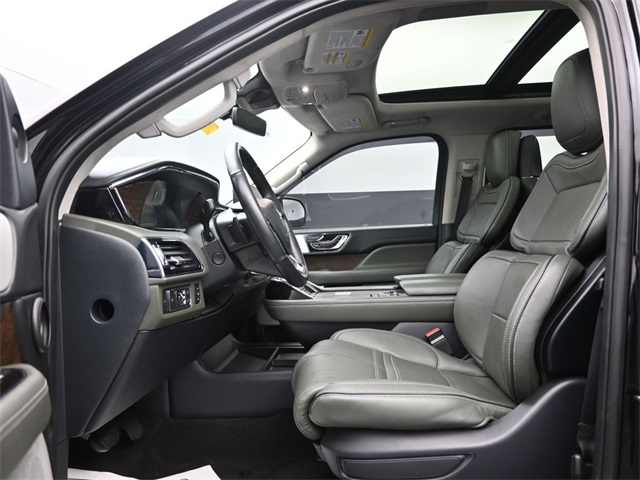 2022 LINCOLN NAVIGATOR - Image 9