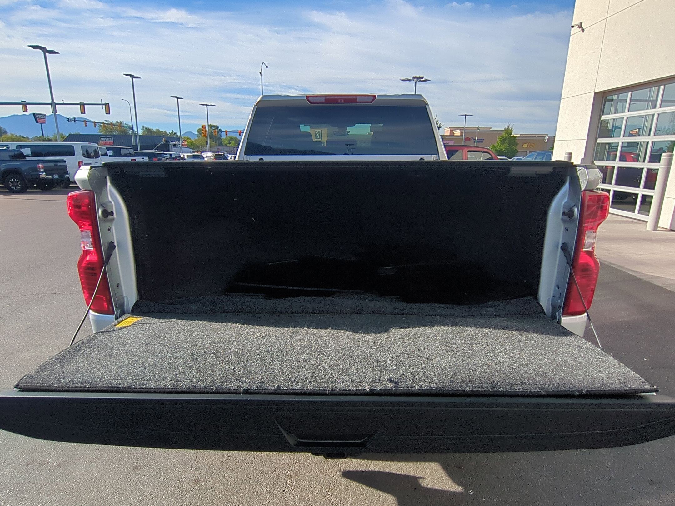 2022 Chevrolet Silverado 2500HD Custom photo 27