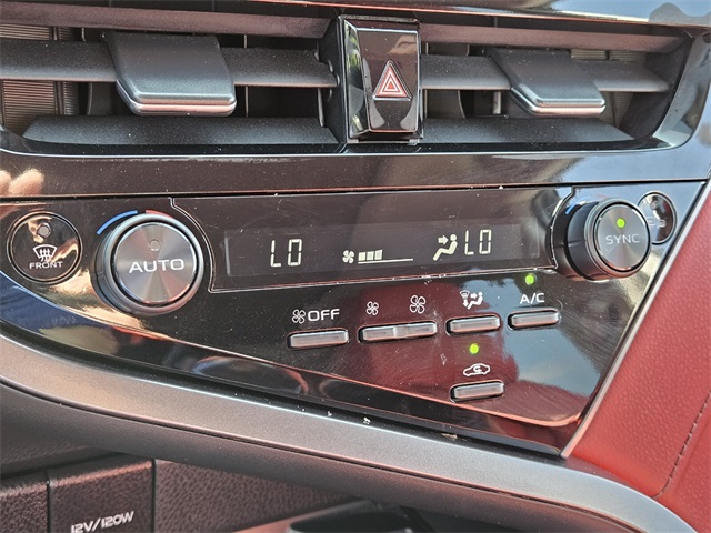 2022 Toyota Camry XSE photo 22