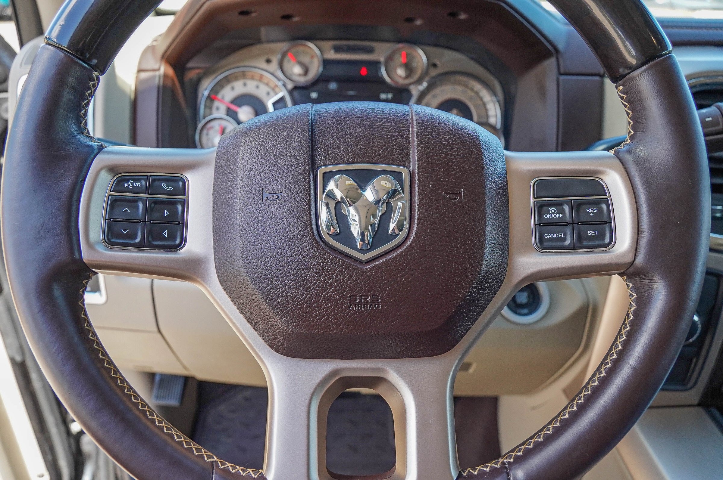 2018 Ram 3500 Laramie Longhorn photo 12