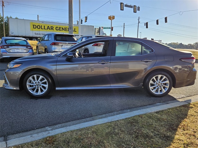 2024 Toyota Camry LE photo 3