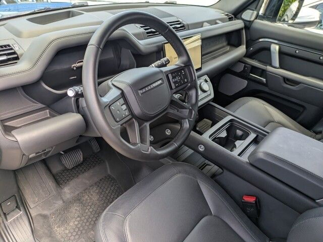 2024 Land Rover Defender Outbound photo 8
