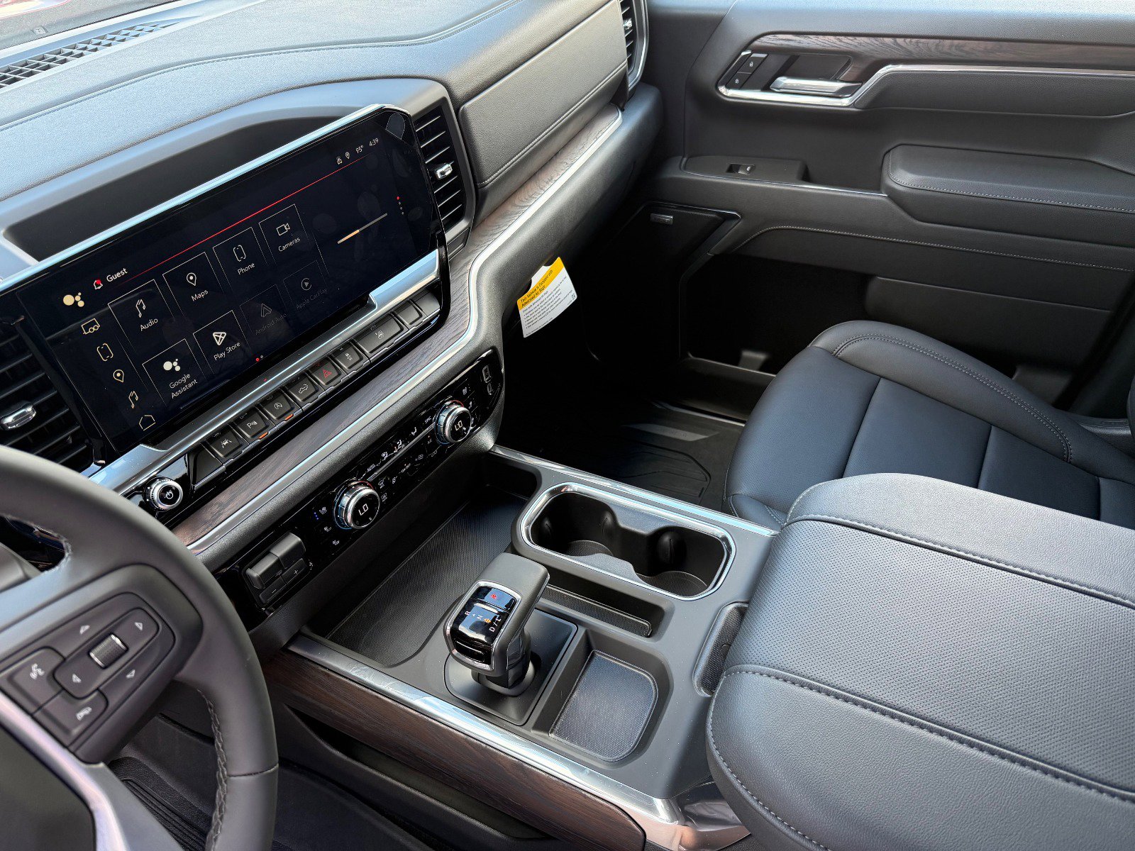 2025 Gmc Sierra 1500 SLT photo 26