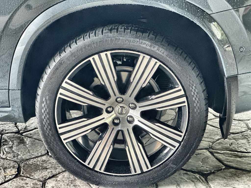 2022 Volvo XC90 T6 Inscription photo 33