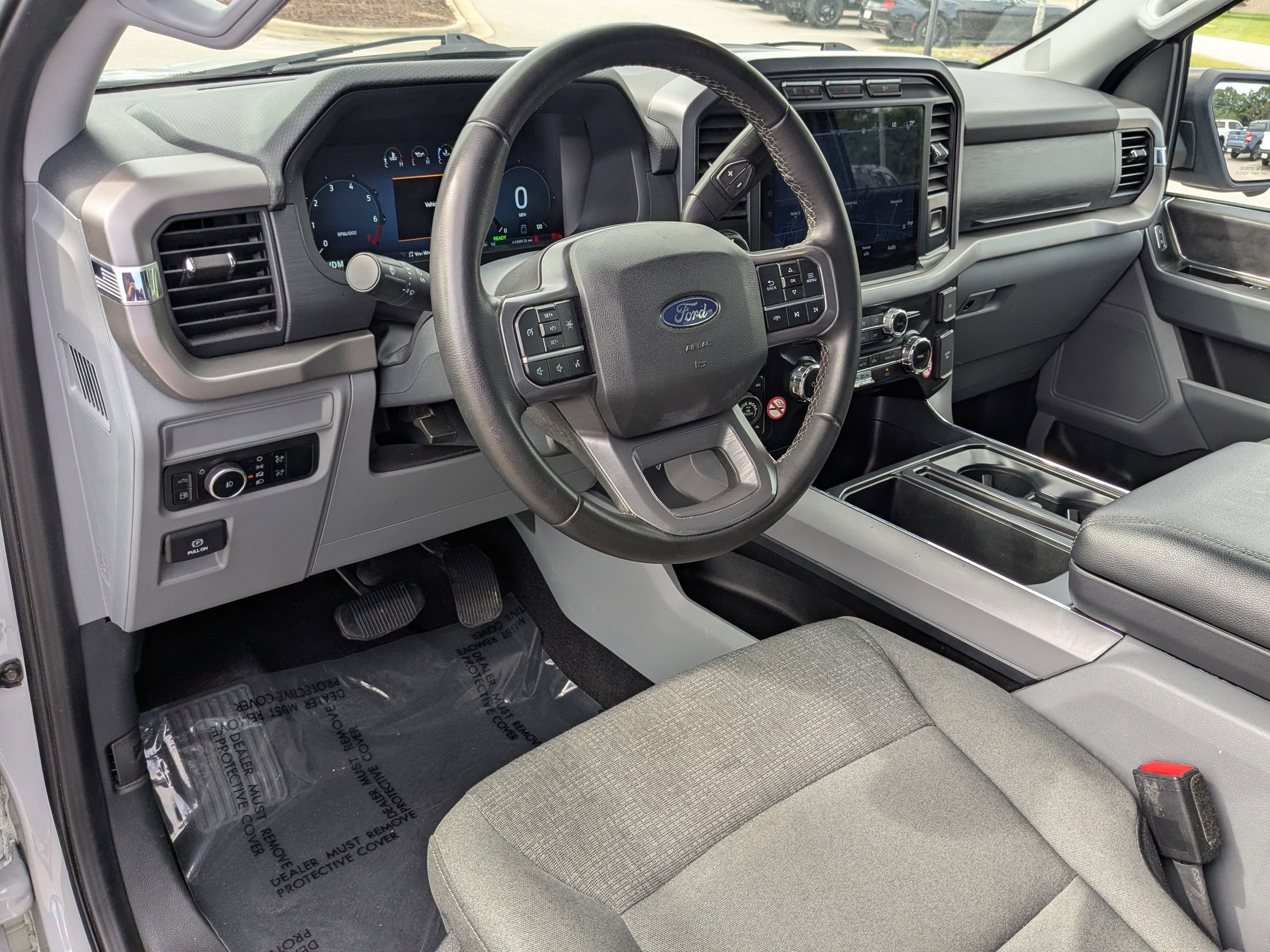 2024 Ford F-150 XLT photo 16