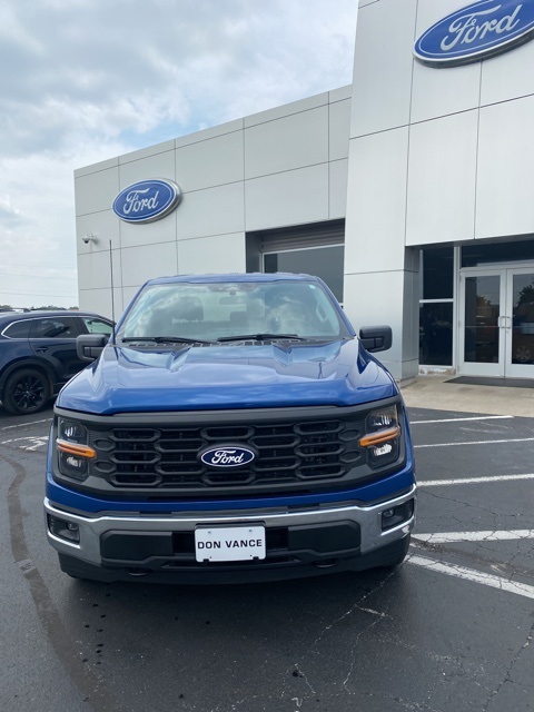 2025 Ford F-150 XL photo 2