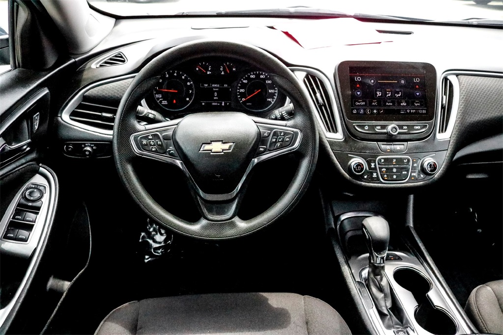 2025 Chevrolet Malibu 1LT photo 30