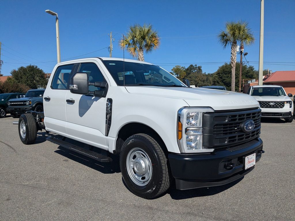 2026 Ford F-250 XL photo 2