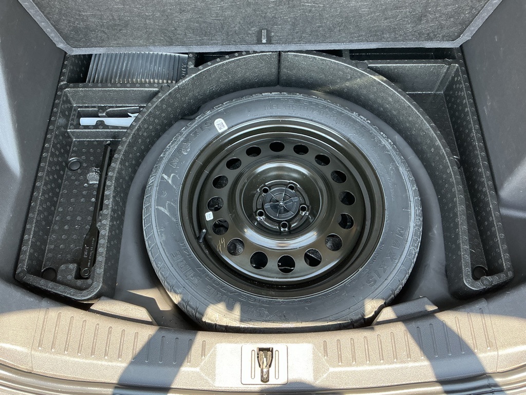2015 Ford Escape Titanium photo 22