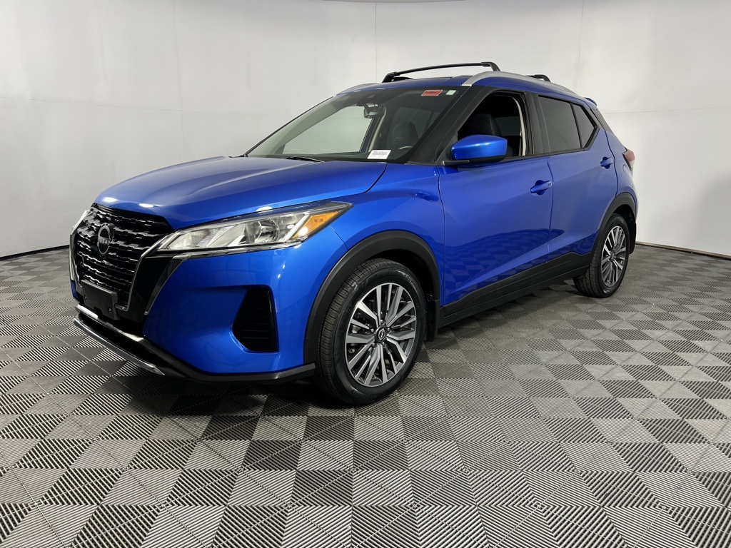 2023 Nissan Kicks SV photo 2