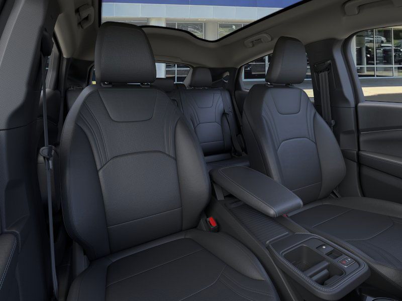 2025 Ford Mustang Mach-E Premium photo 8