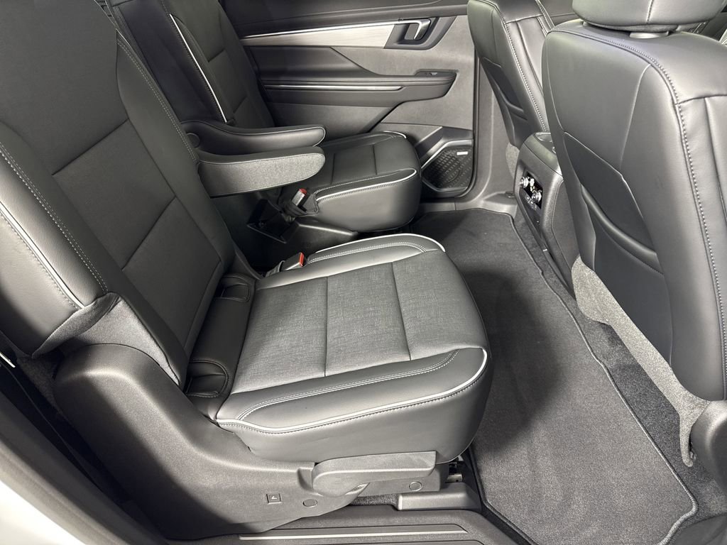 2026 Buick Enclave Preferred photo 13