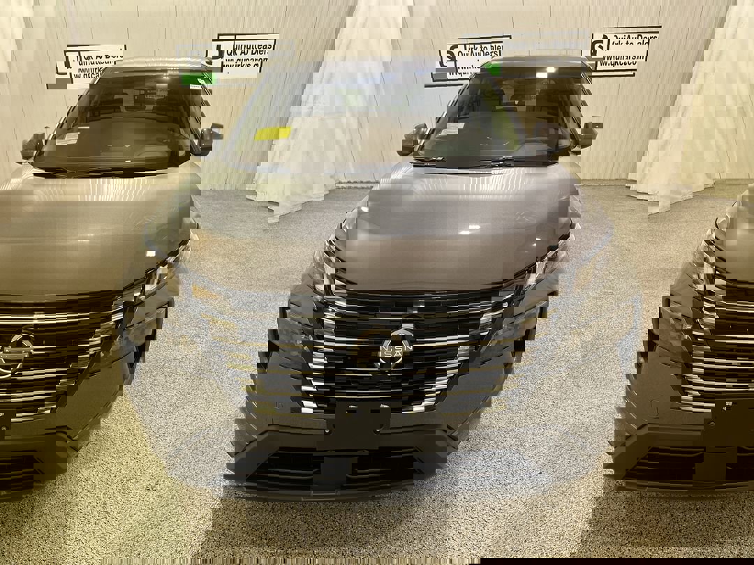 2026 Nissan Rogue SV photo 2