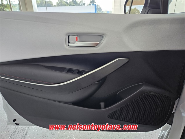 2025 Toyota Corolla Hybrid SE photo 14