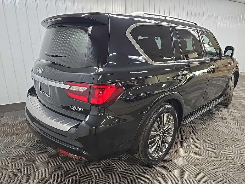 2021 Infiniti QX80 Sensory photo 10