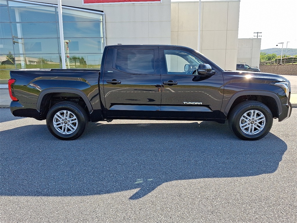 2023 Toyota Tundra SR5 photo 12