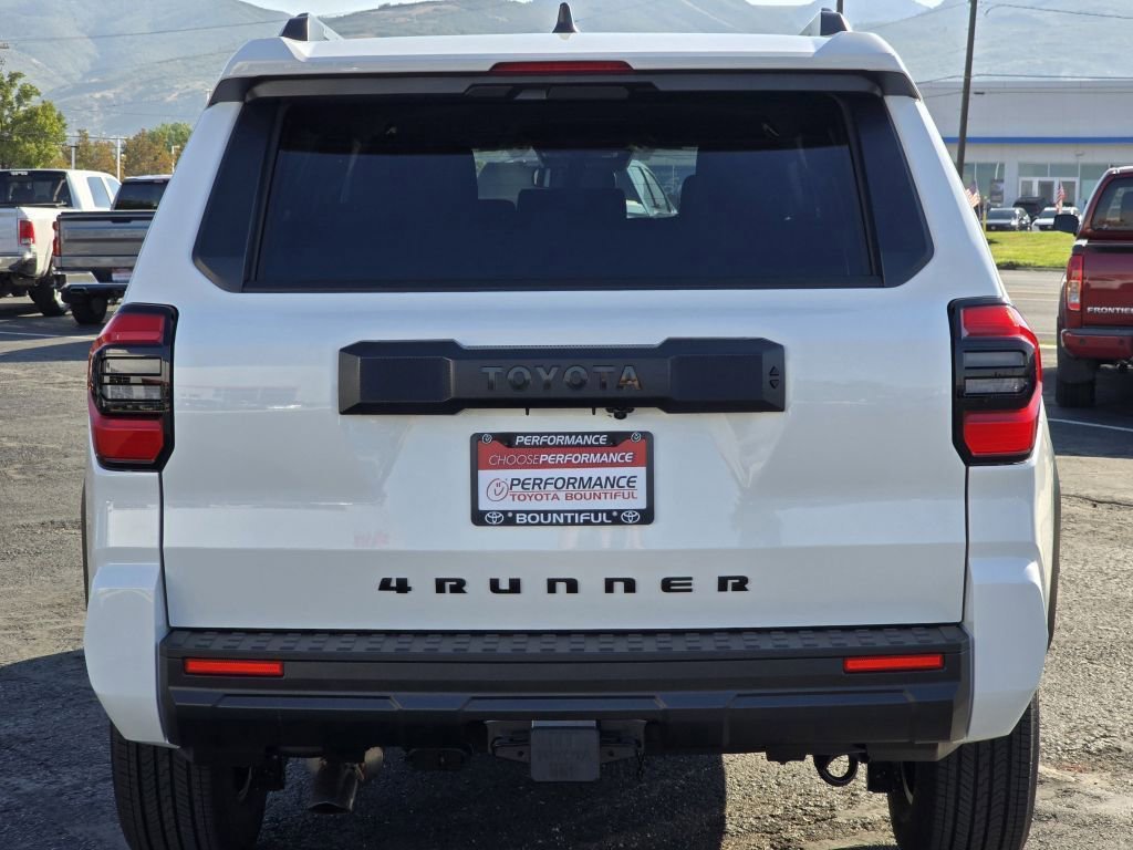 2025 Toyota 4Runner SR5 photo 6