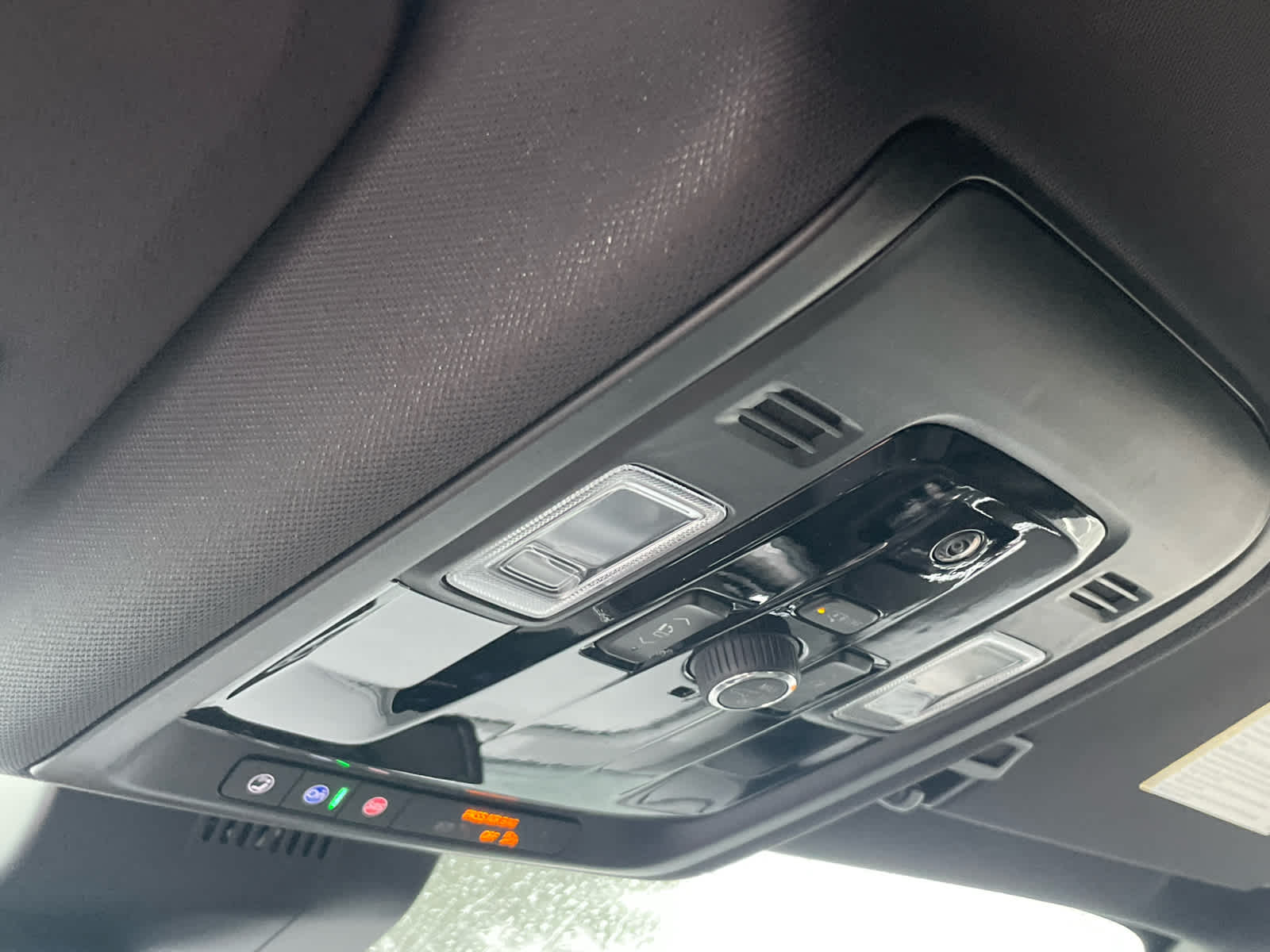2026 Chevrolet Suburban Z71 photo 33