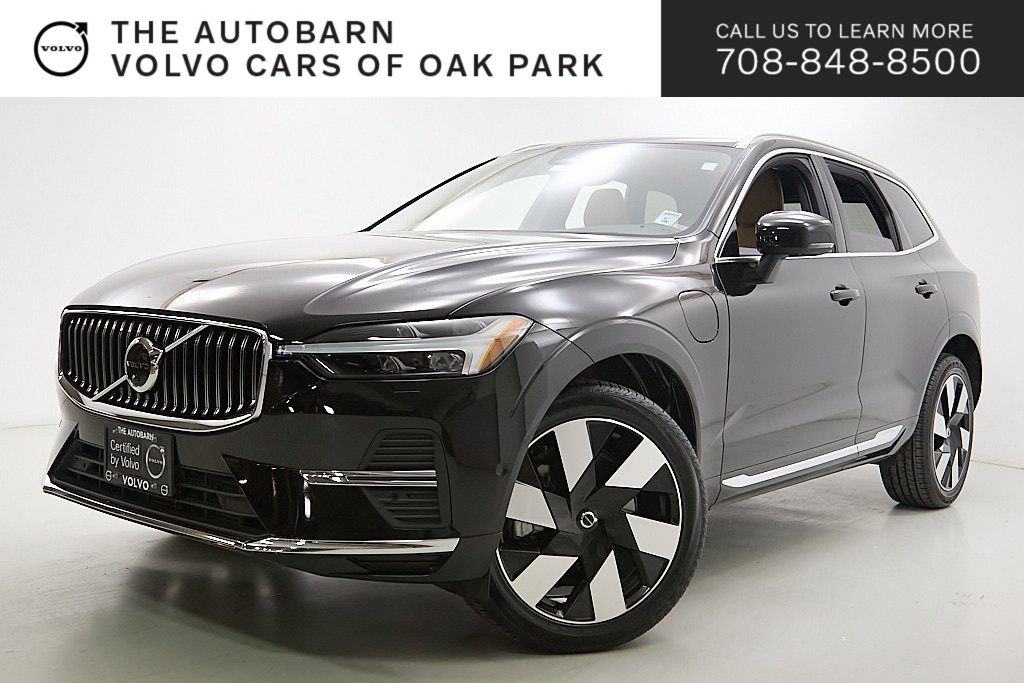 2023 VOLVO XC60 - Image 30