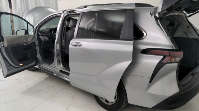 Used 2024 SILVER Toyota XLE image 9