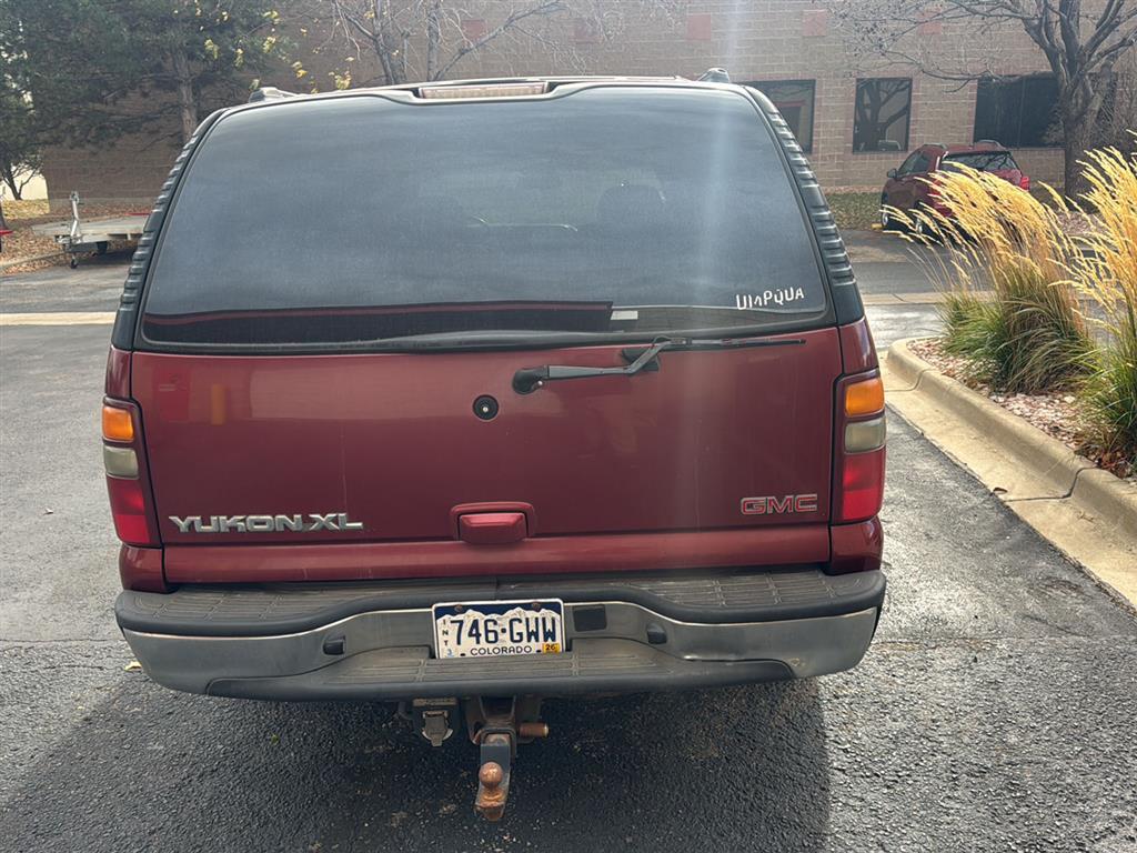 2002 Gmc Yukon XL SLT photo 4