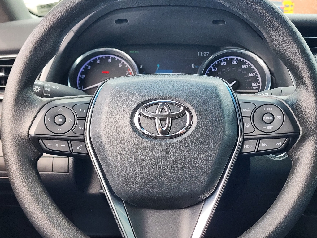 2020 Toyota Camry LE photo 12