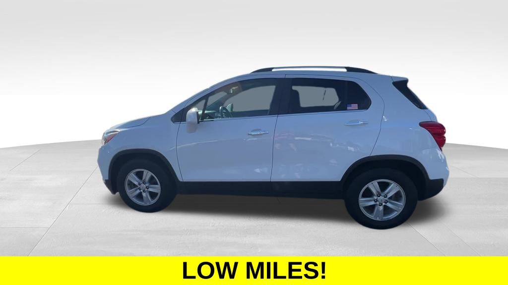 2020 Chevrolet Trax LT photo 3