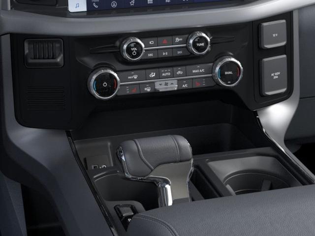 2025 Ford F-150 Lightning XLT photo 30