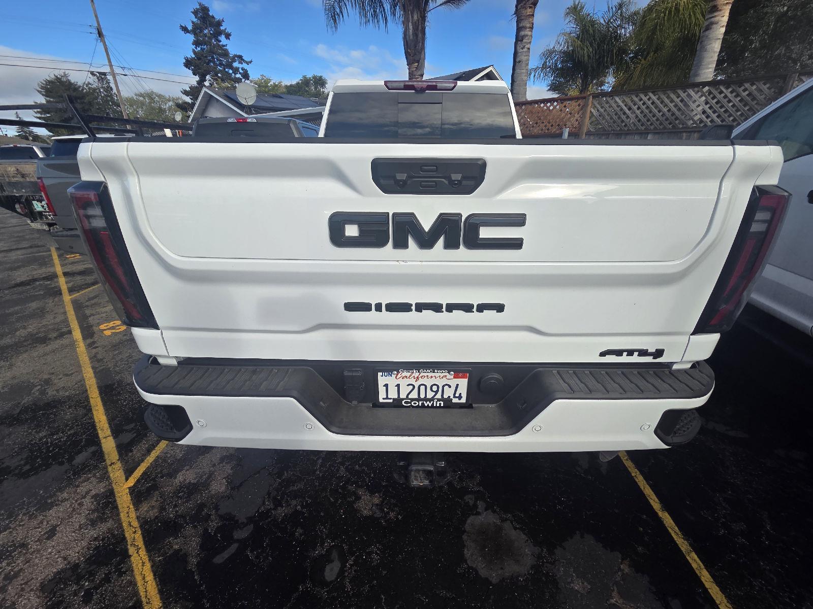 2025 Gmc Sierra 2500 HD AT4 photo 4