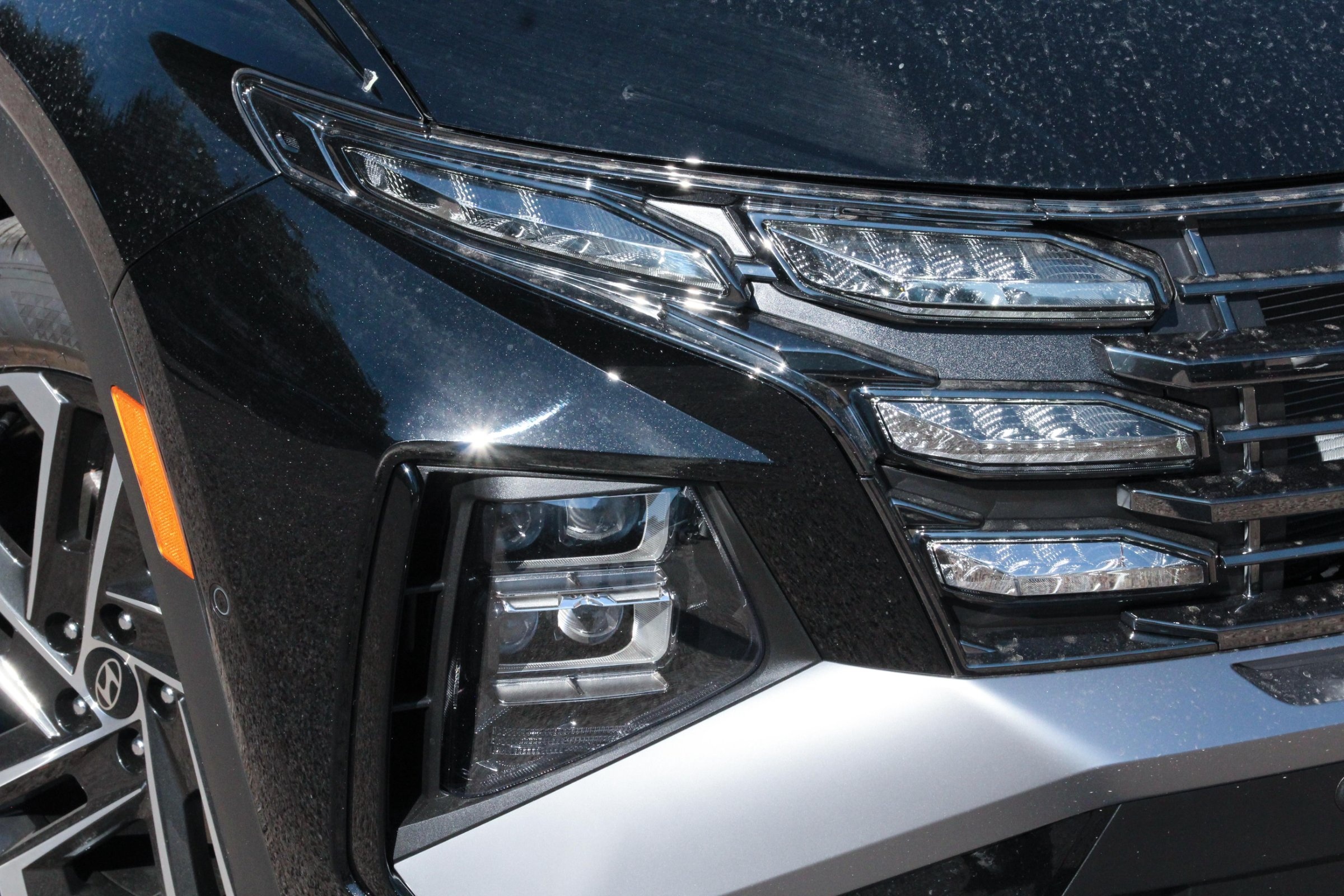 2026 Hyundai Tucson Limited photo 2