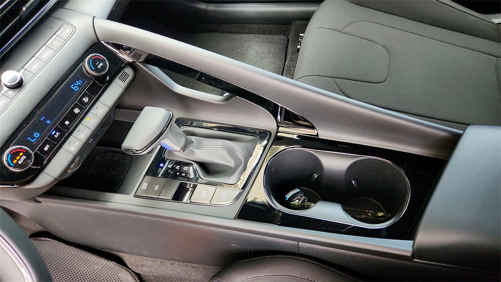 2025 Hyundai Elantra Hybrid SEL Sport photo 28