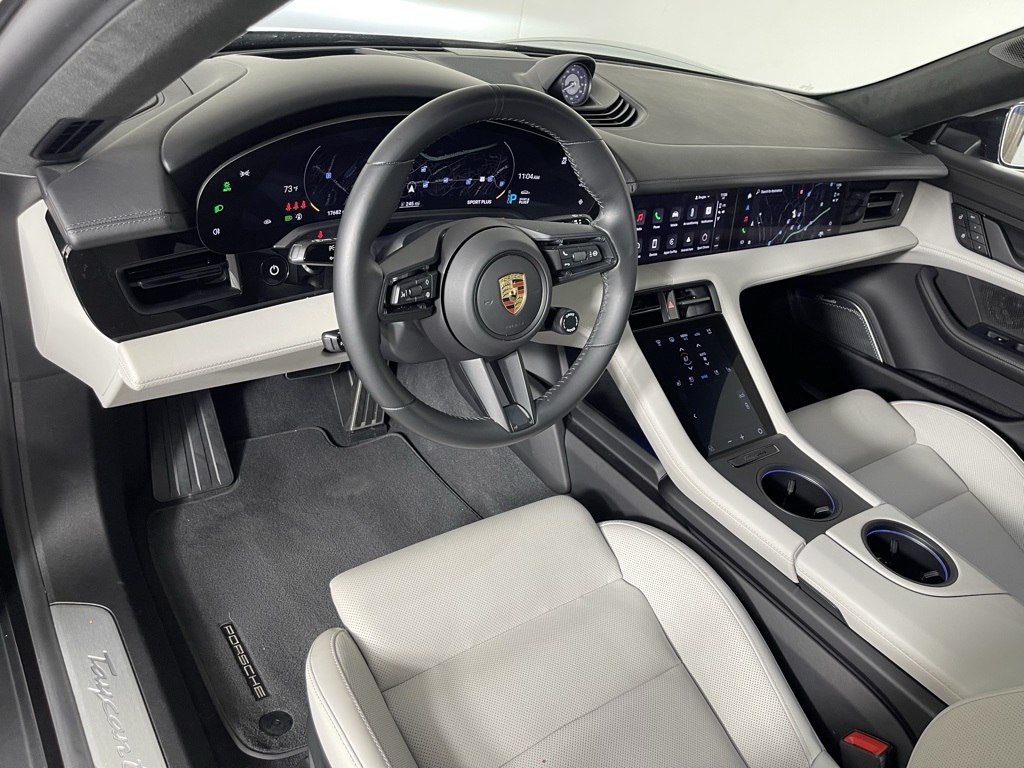 2024 Porsche Taycan Turbo photo 4