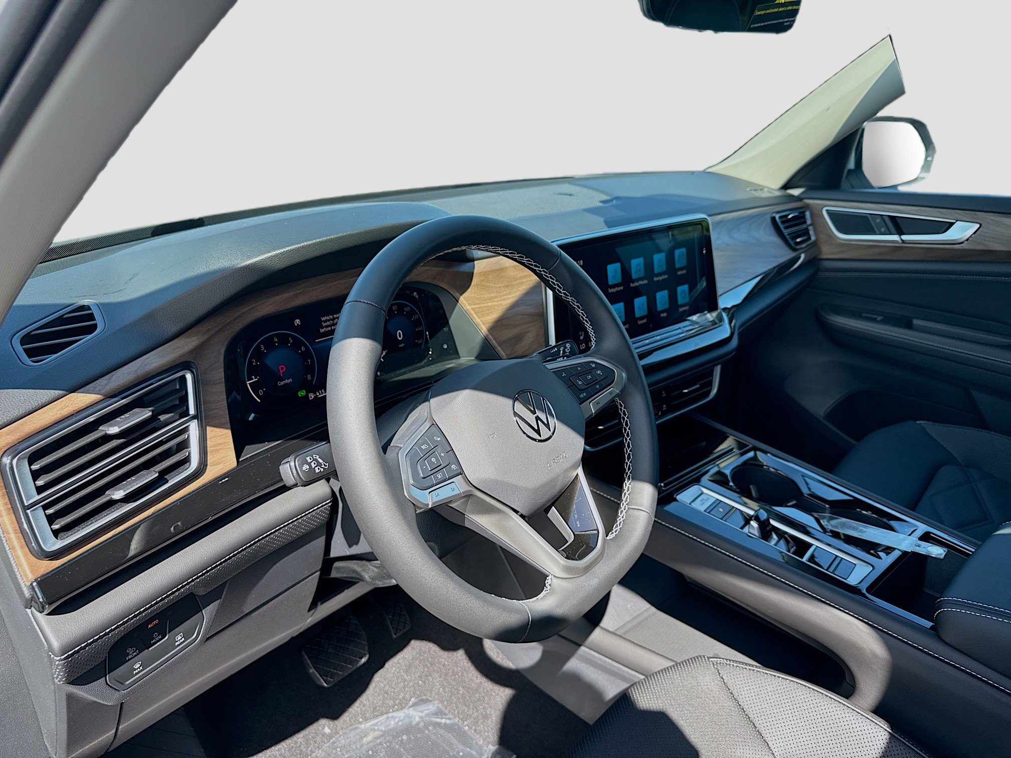 2026 Volkswagen Atlas SE Technology photo 4