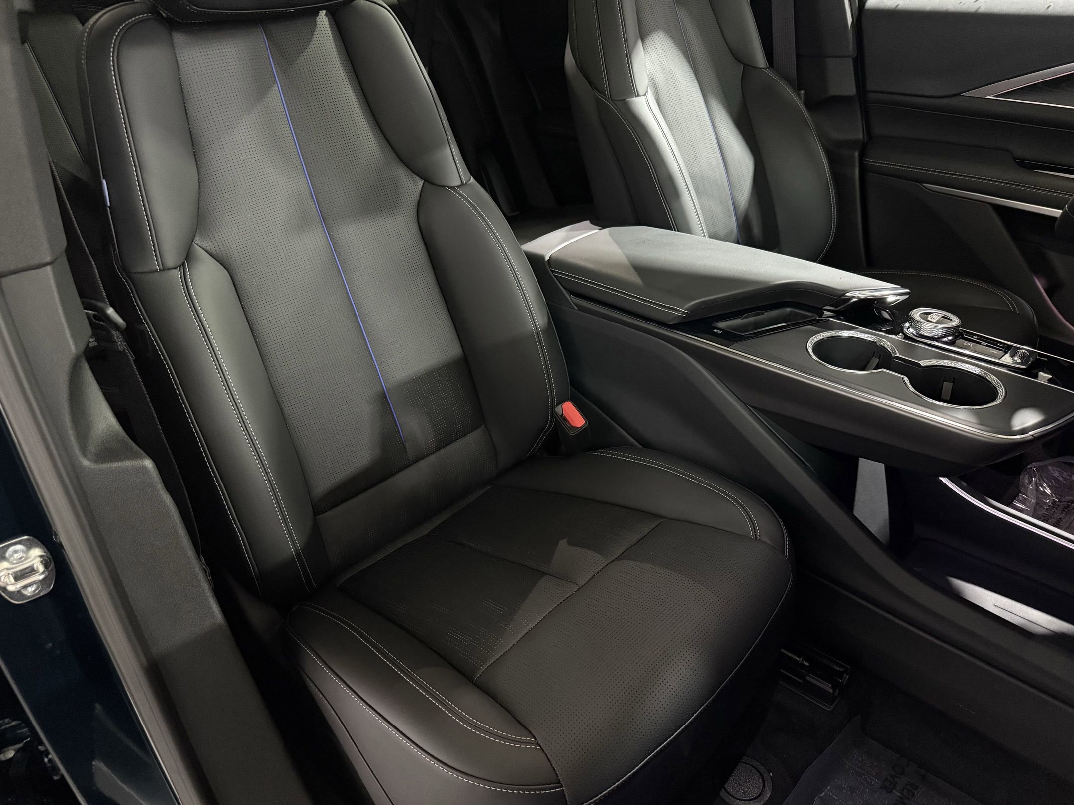 2026 Cadillac Lyriq photo 46